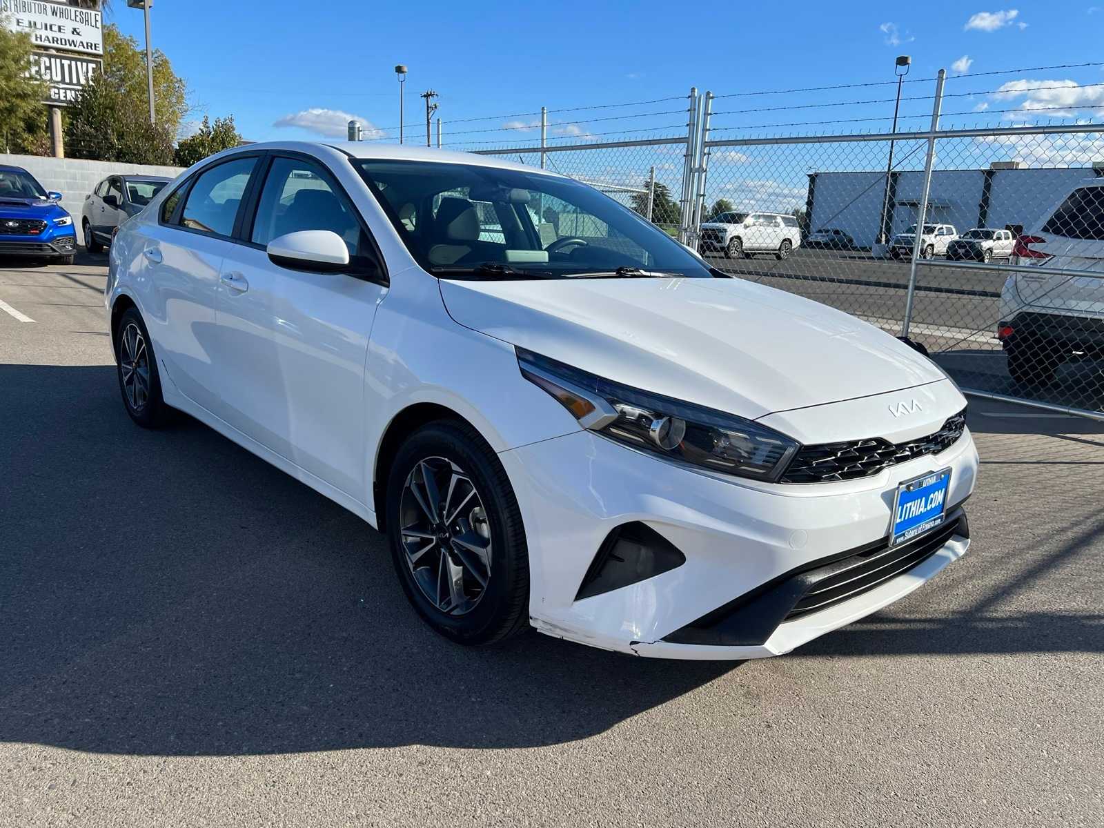 Thumbnail: 2023 Kia Forte - 10