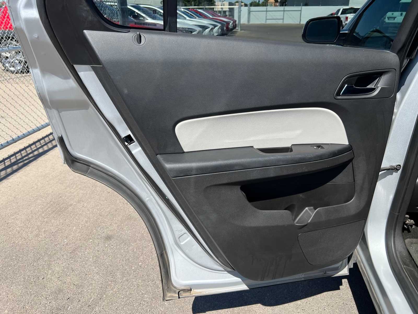 Thumbnail: 2015 Chevrolet Equinox - 18