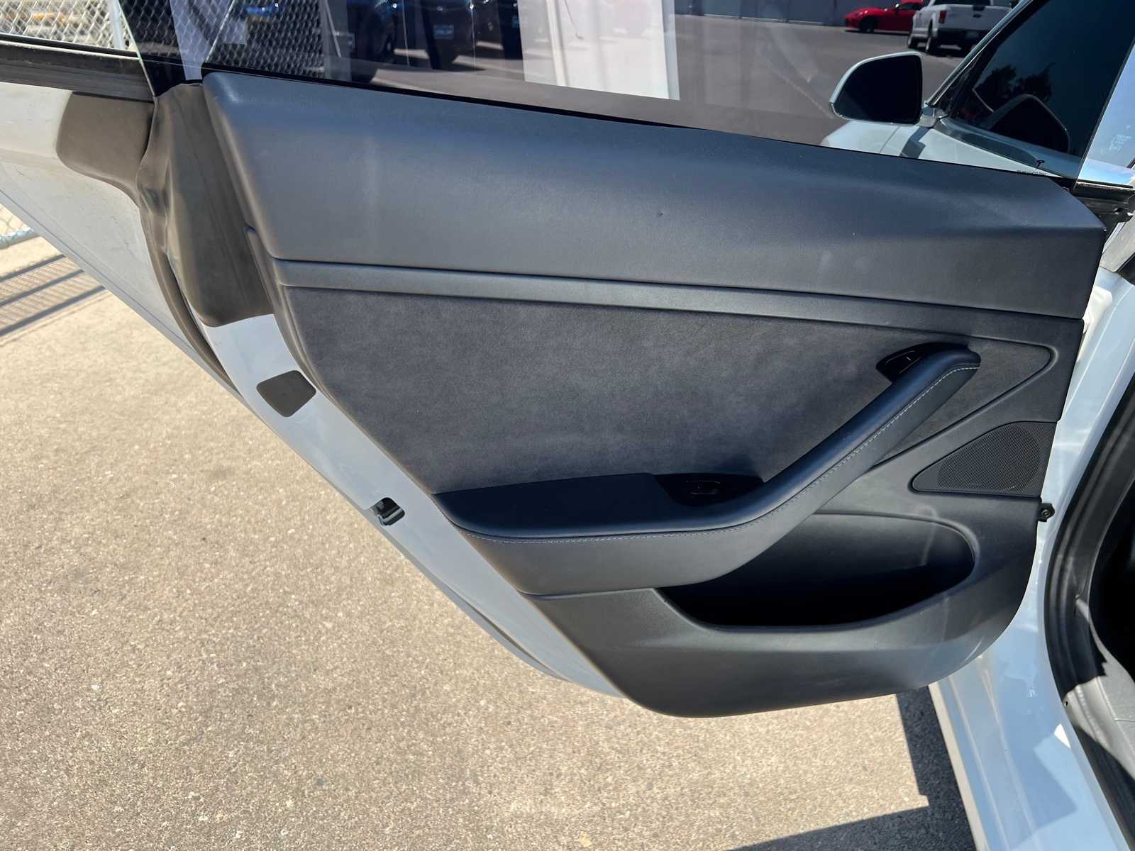 Thumbnail: 2020 Tesla Model 3 - 18