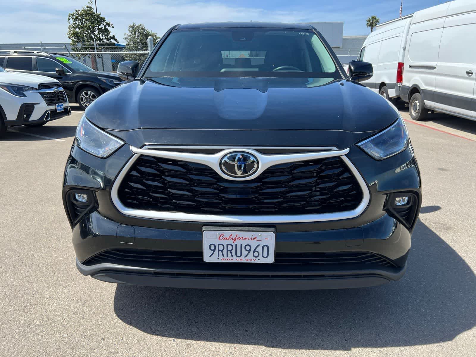 Thumbnail: 2025 Toyota Highlander - 12