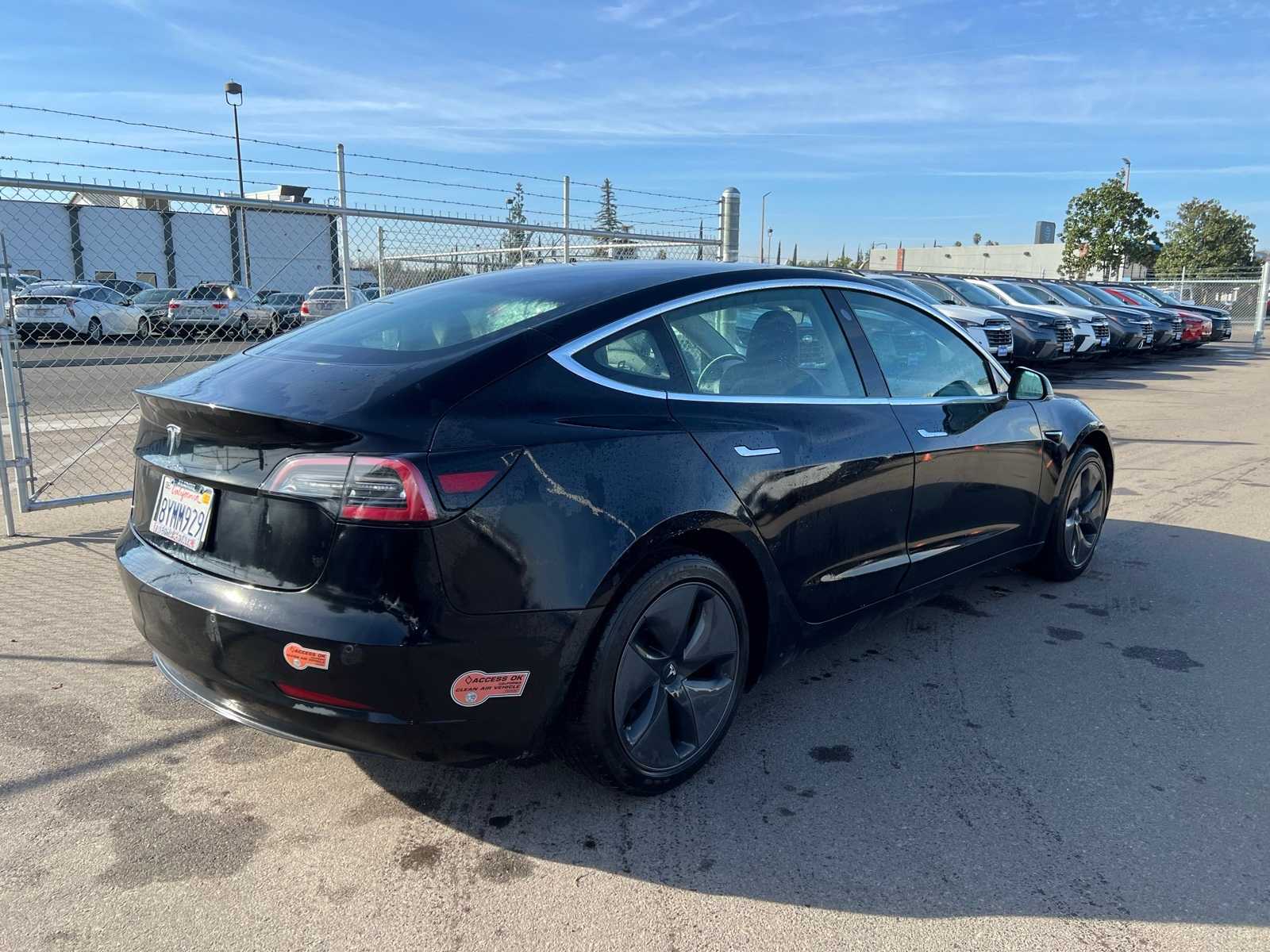 Thumbnail: 2020 Tesla Model 3 - 7