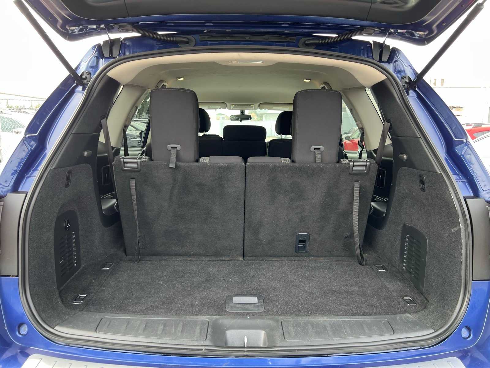 Thumbnail: 2020 Nissan Pathfinder - 7