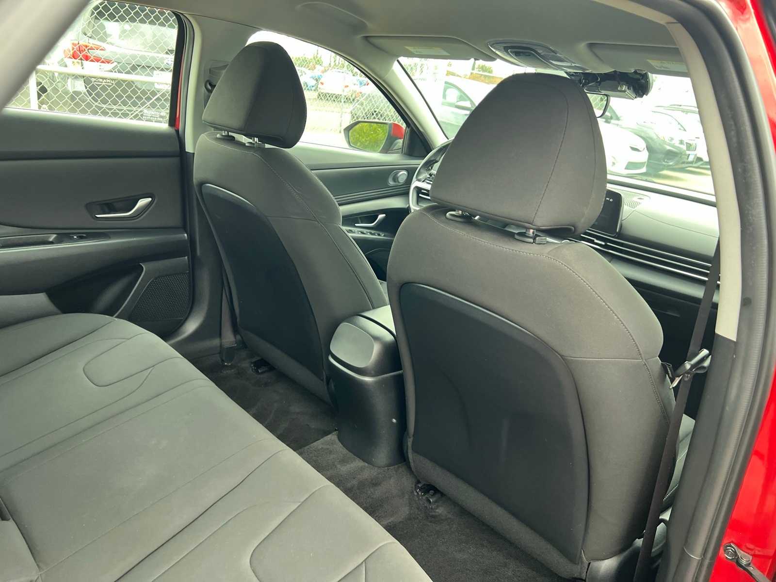 Thumbnail: 2023 Hyundai Elantra - 21