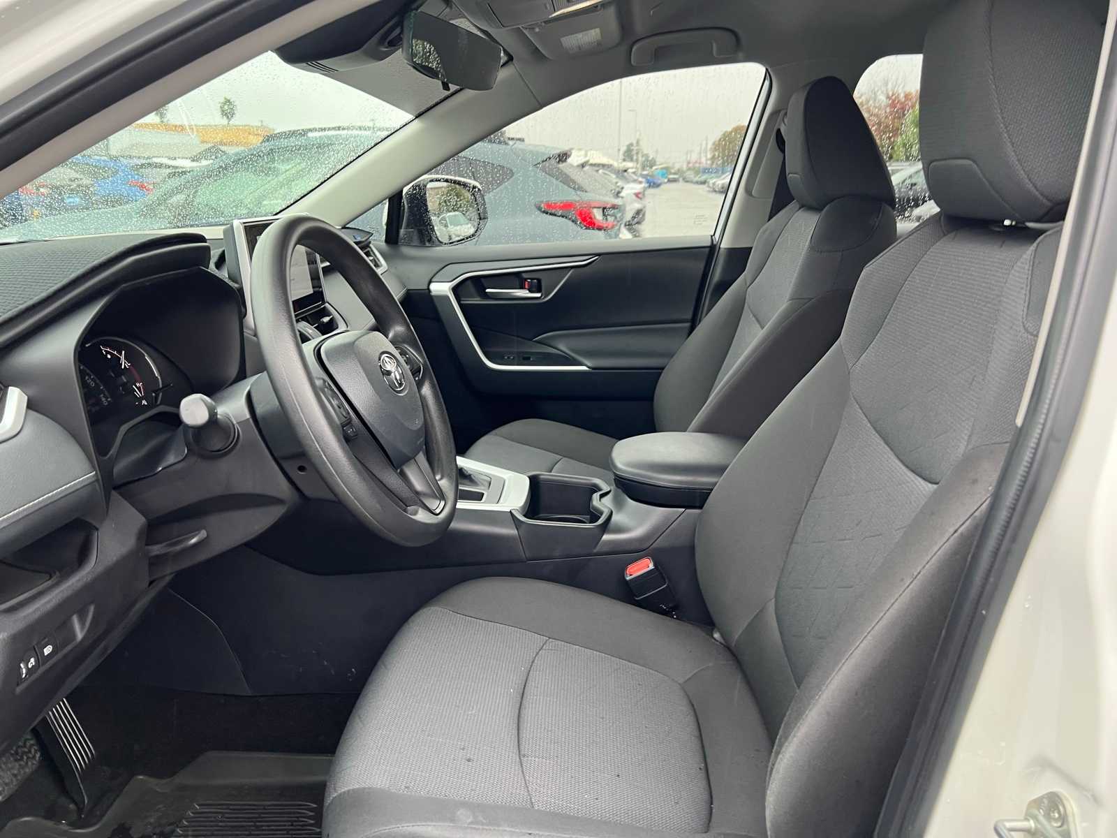 Thumbnail: 2025 Toyota RAV4 - 15