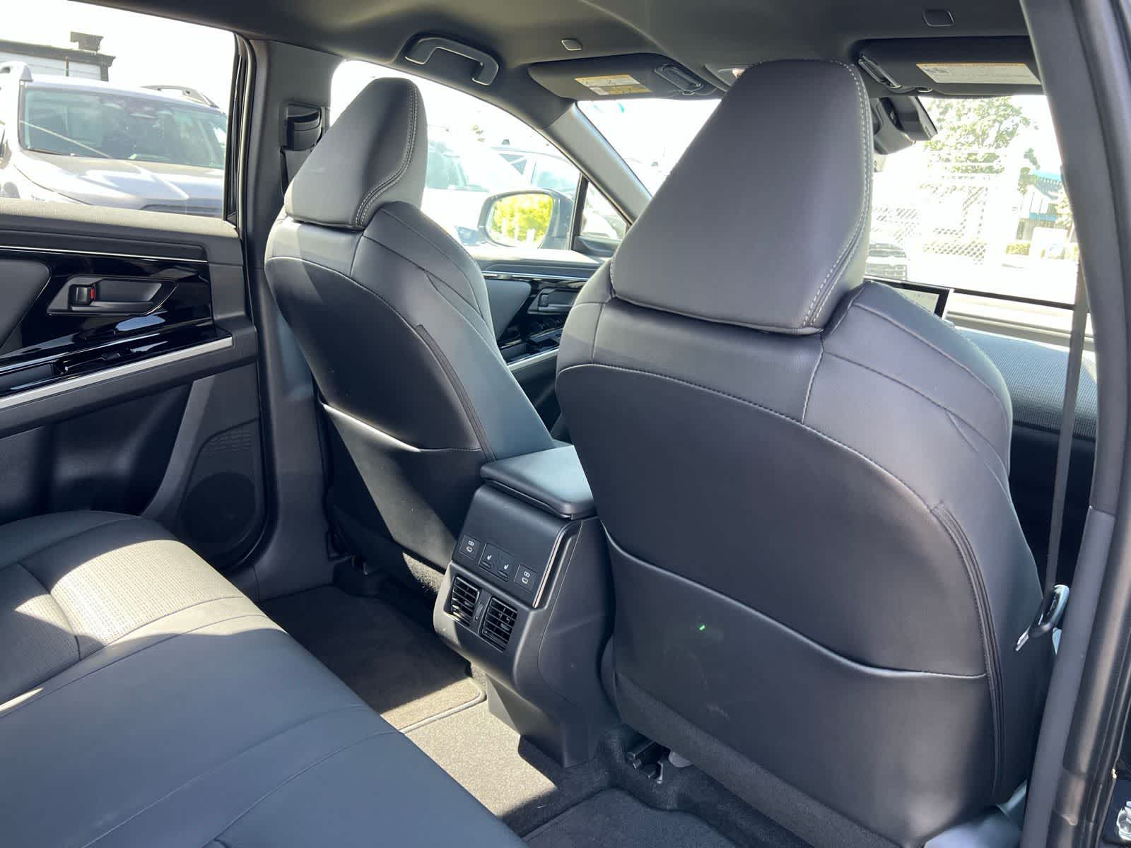 Thumbnail: 2025 Subaru Solterra - 22