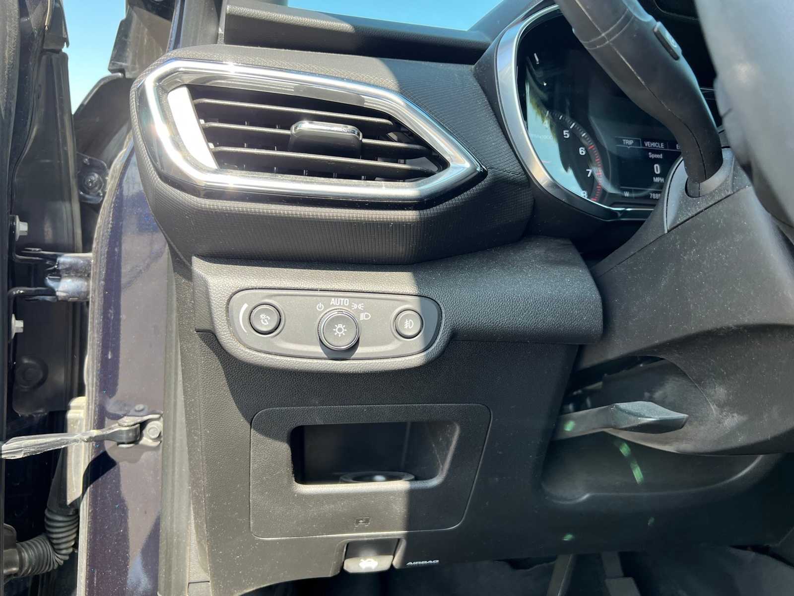 Thumbnail: 2021 Chevrolet TrailBlazer - 29