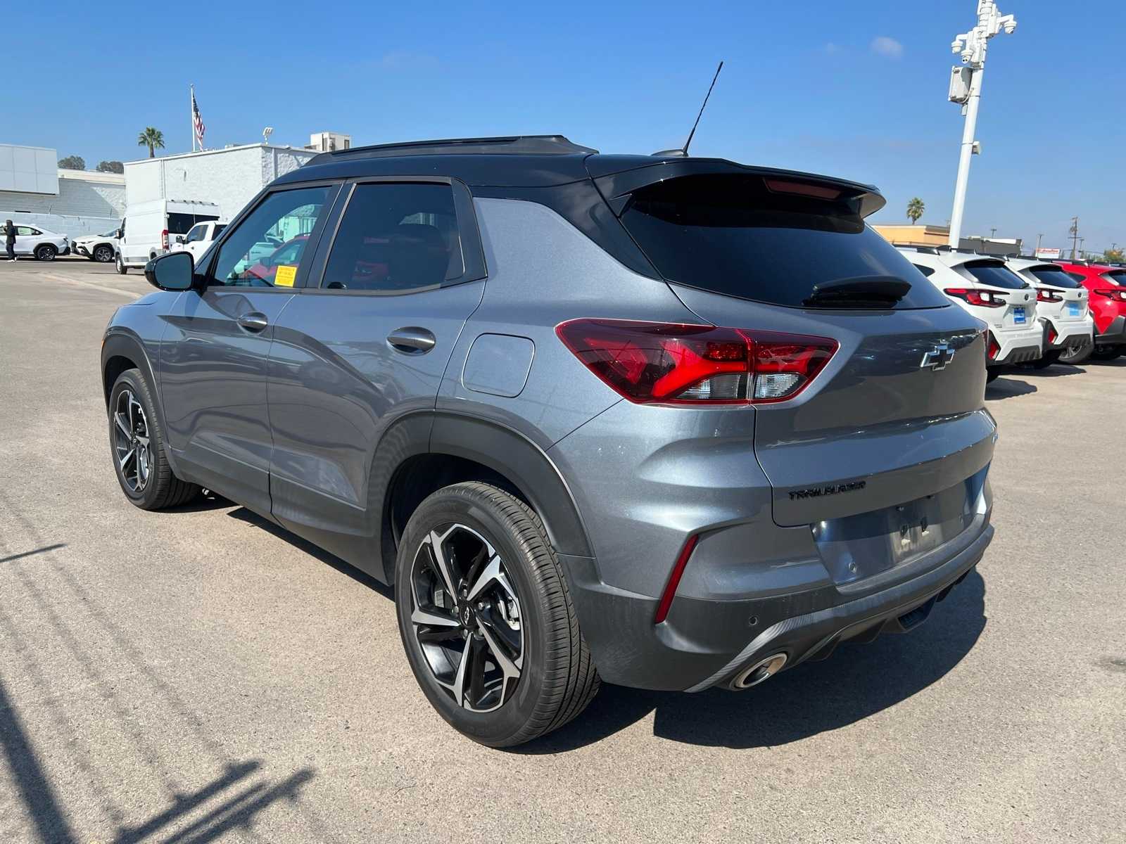 Thumbnail: 2021 Chevrolet TrailBlazer - 3