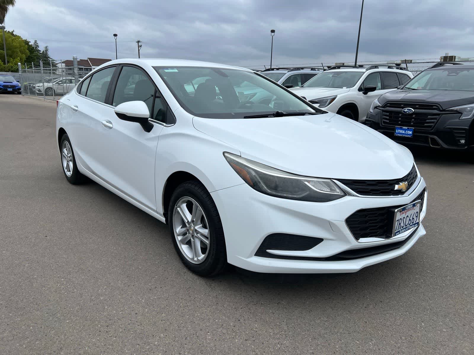 Thumbnail: 2016 Chevrolet Cruze - 11