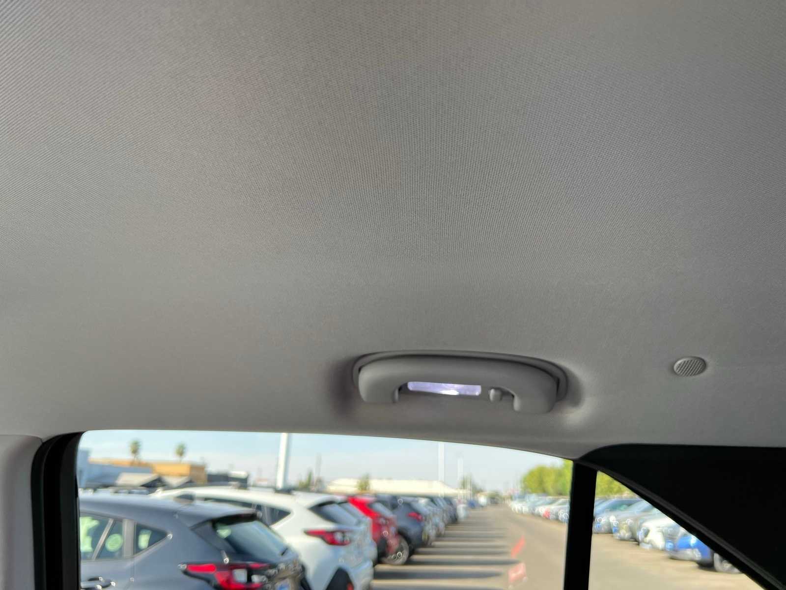 Thumbnail: 2020 Chevrolet Equinox - 31