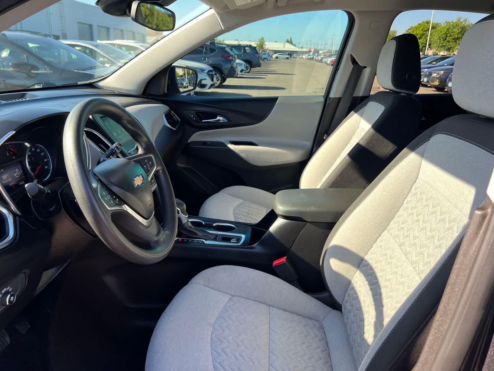 Thumbnail: 2022 Chevrolet Equinox - 15