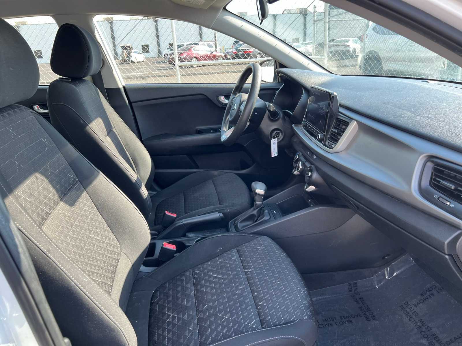 Thumbnail: 2021 Kia Rio - 26