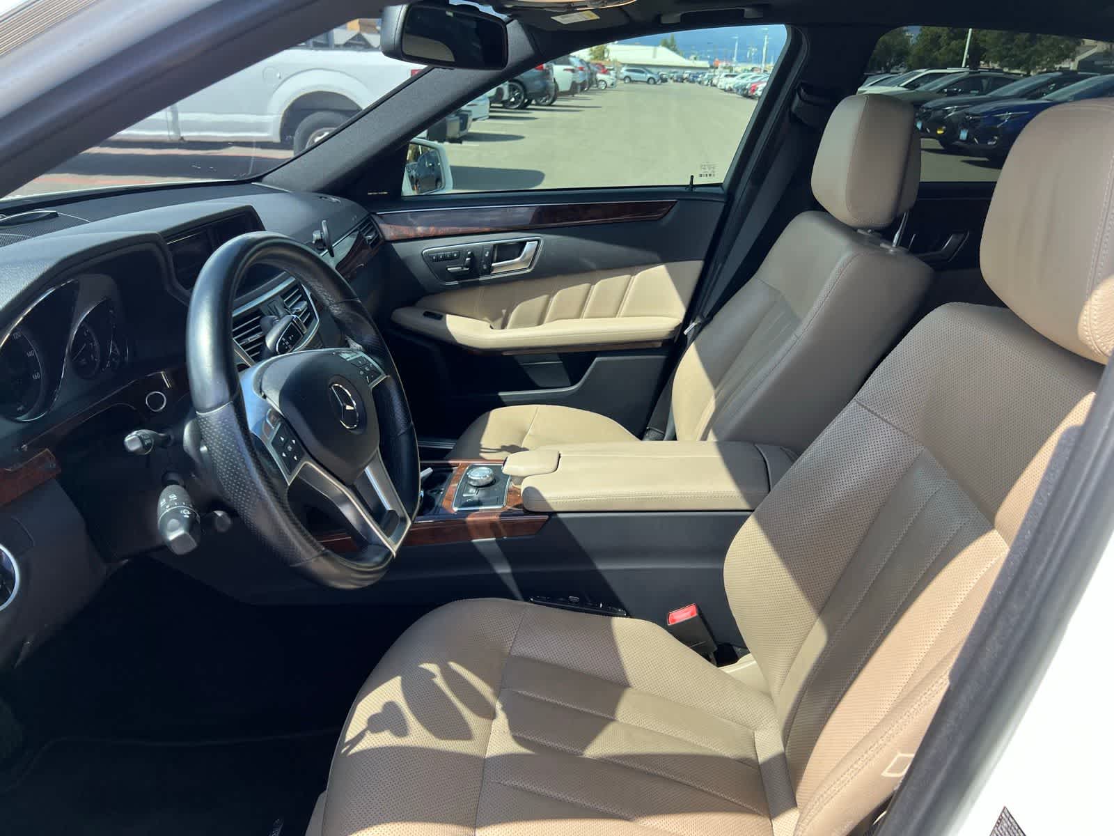 Thumbnail: 2013 Mercedes-Benz E-Class - 13