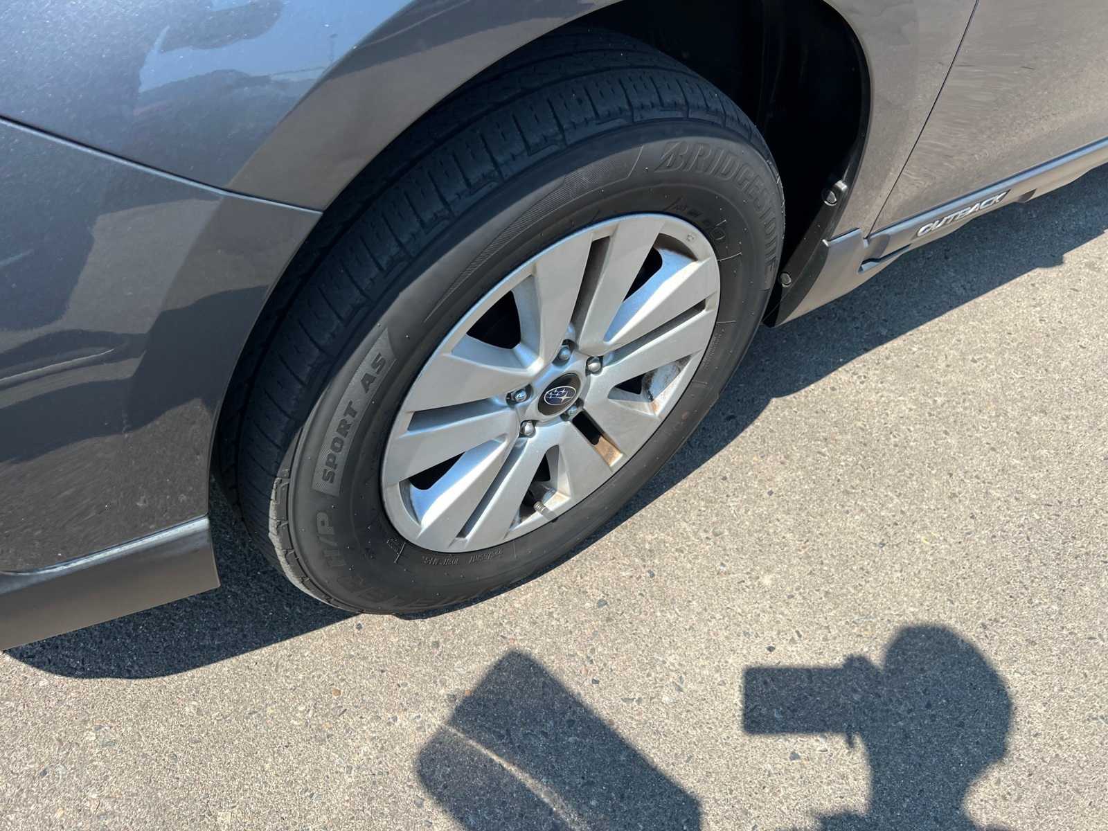 Thumbnail: 2018 Subaru Outback - 12