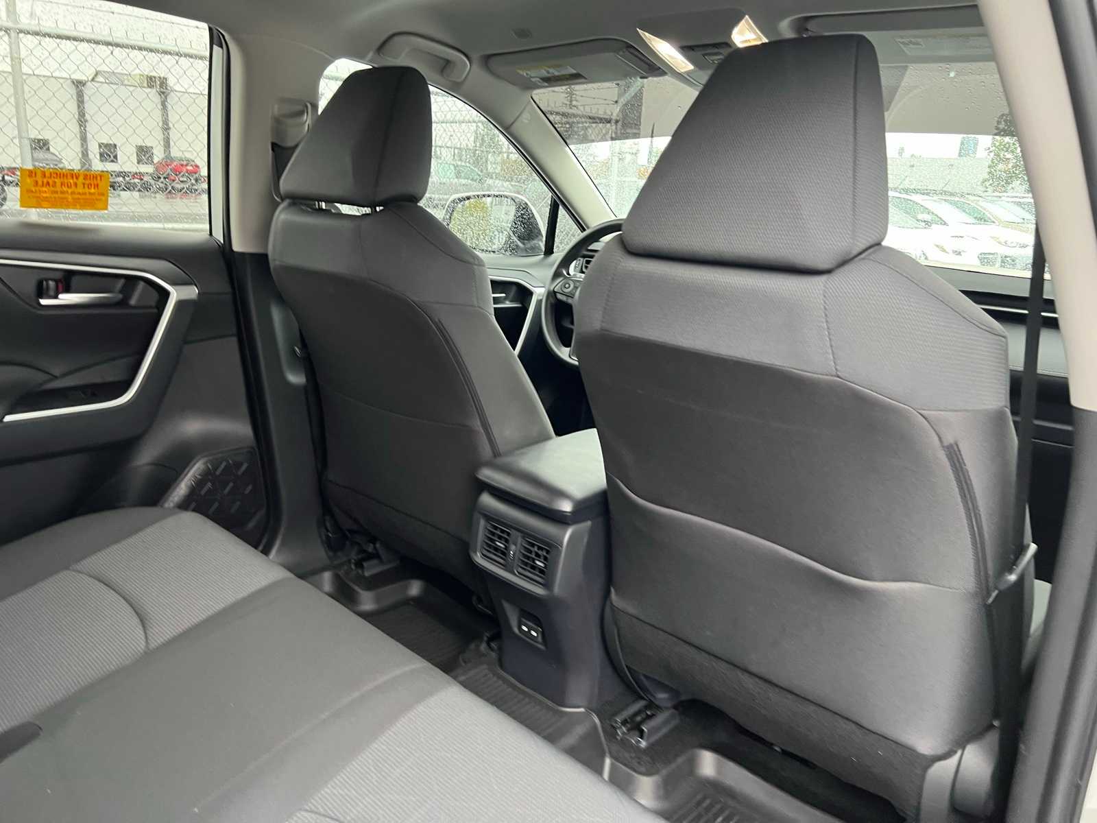 Thumbnail: 2025 Toyota RAV4 - 22