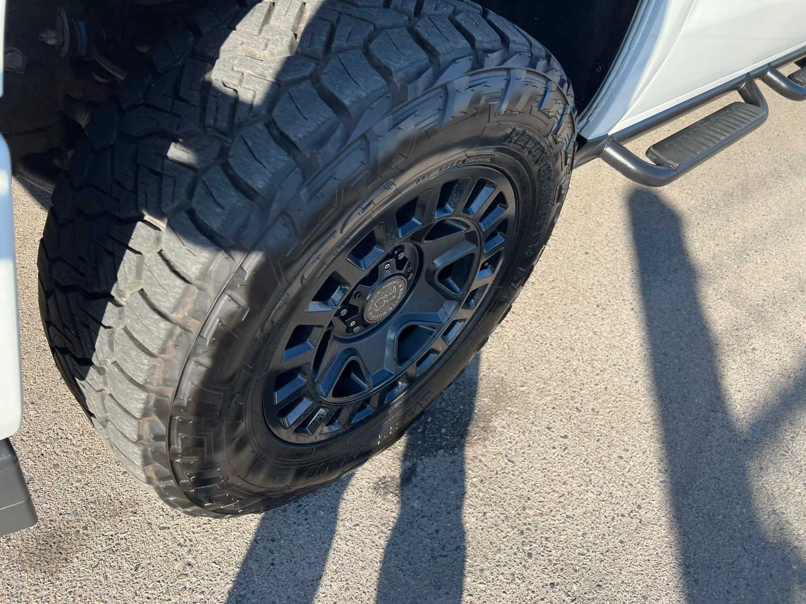 Thumbnail: 2018 Chevrolet Silverado 1500 - 12