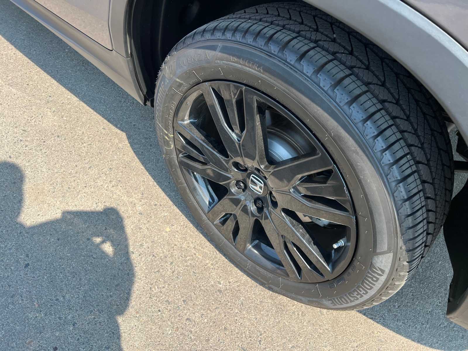 Thumbnail: 2022 Honda Pilot - 17