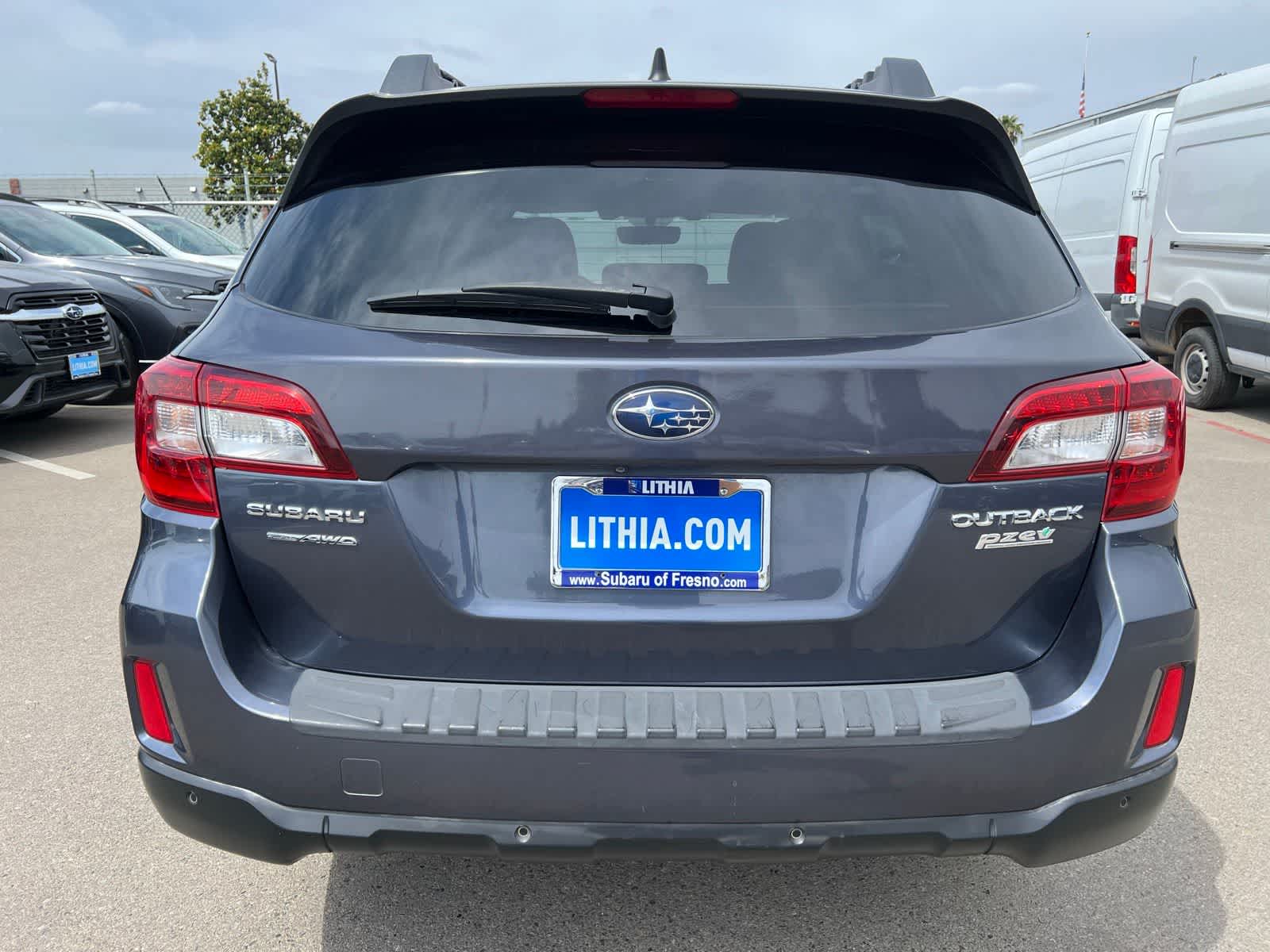 Thumbnail: 2017 Subaru Outback - 4