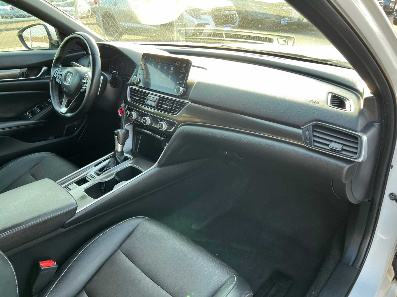 Thumbnail: 2019 Honda Accord - 26