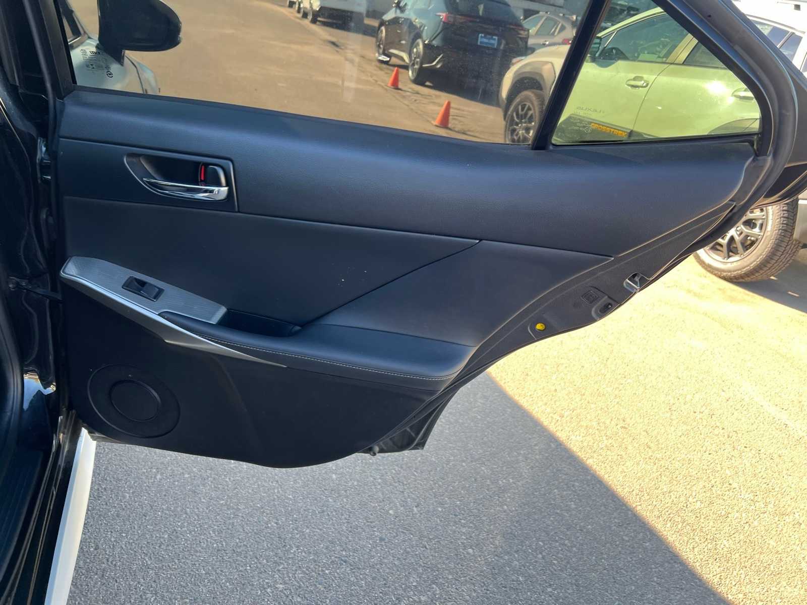 Thumbnail: 2014 Lexus IS - 22