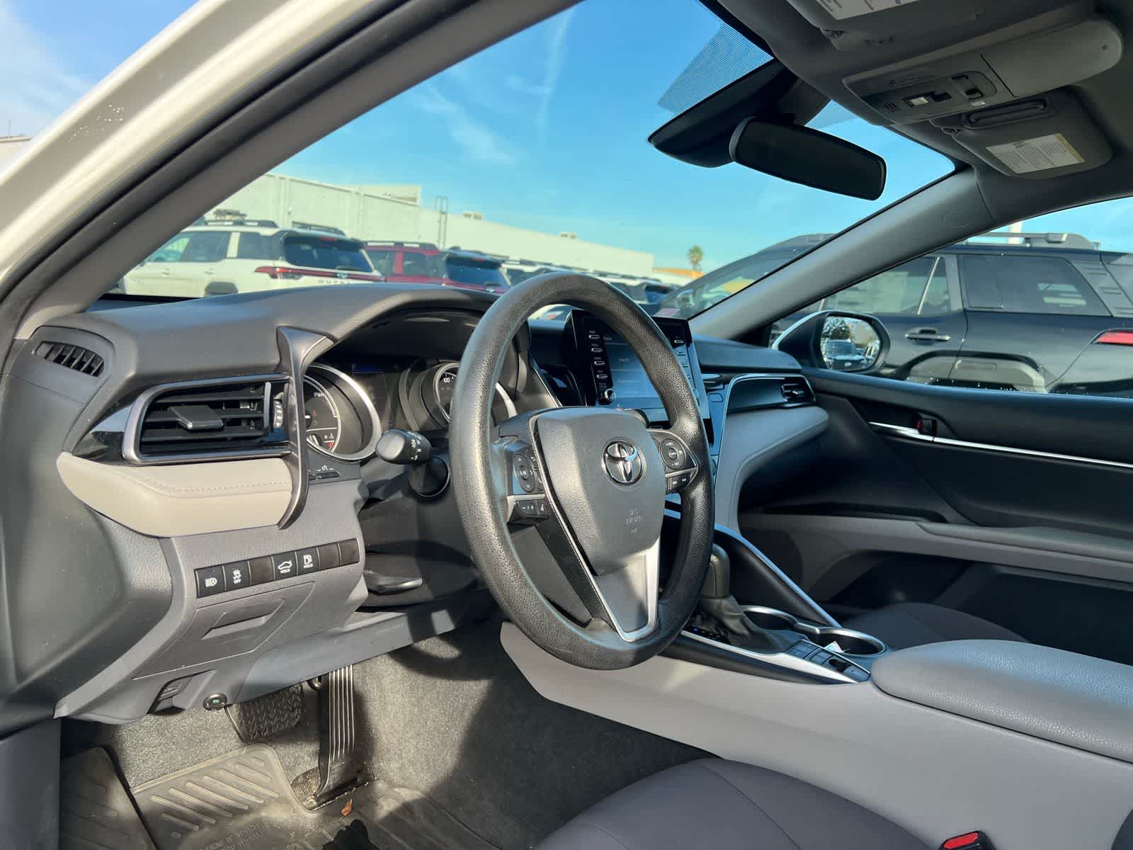 Thumbnail: 2022 Toyota Camry - 13