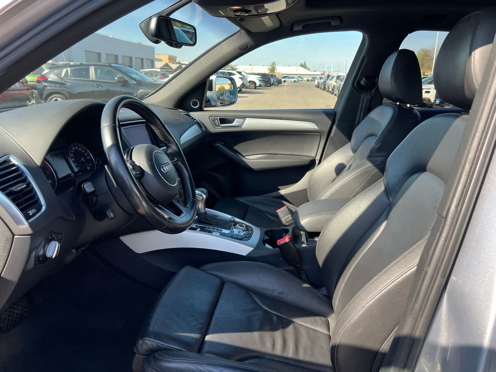 Thumbnail: 2015 Audi Q5 - 15