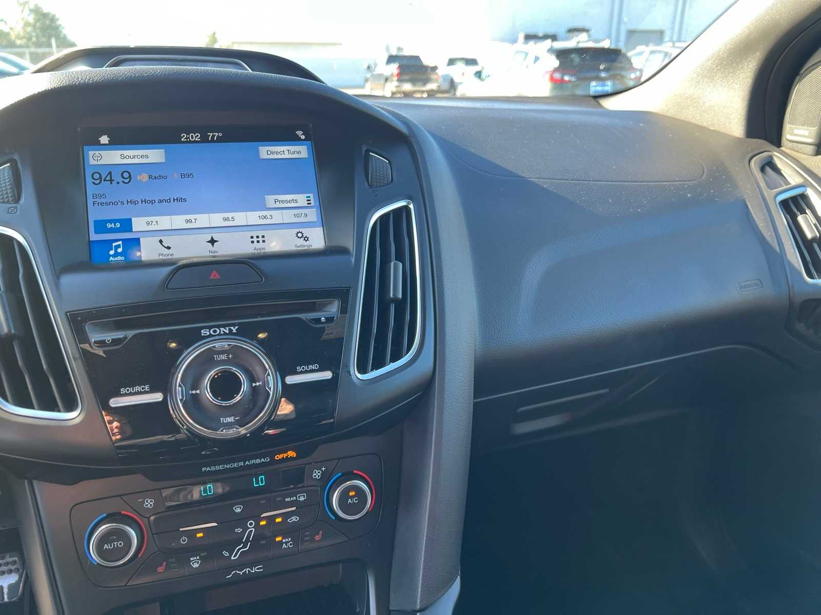 Thumbnail: 2017 Ford Focus - 30