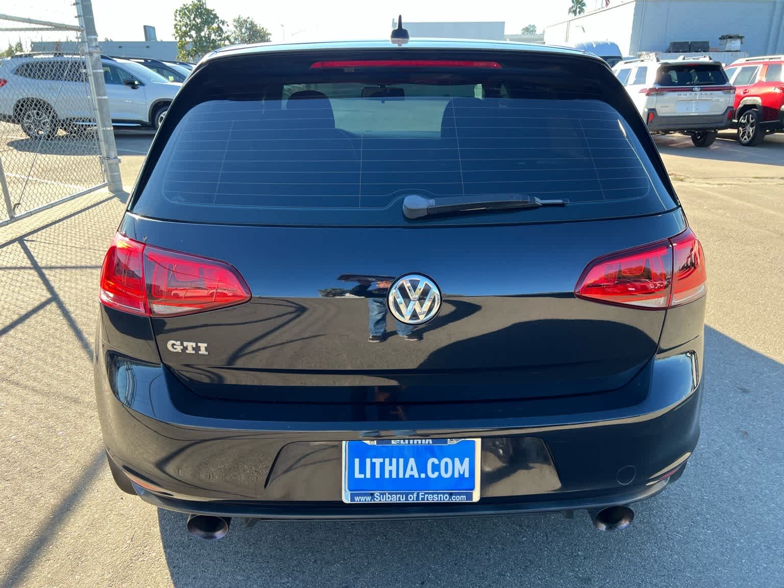 Thumbnail: 2016 Volkswagen Golf - 4