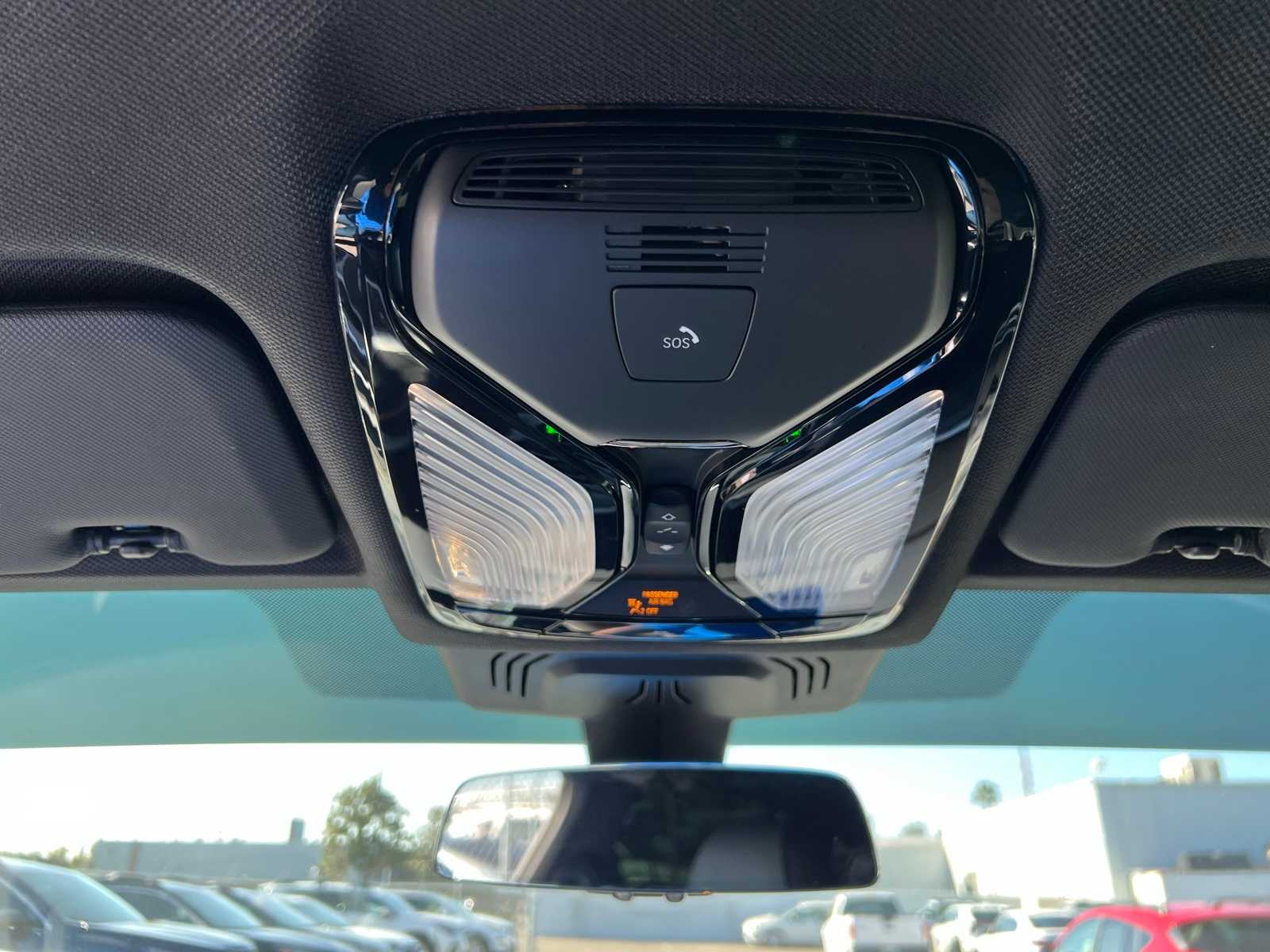 Thumbnail: 2022 BMW X6 - 33