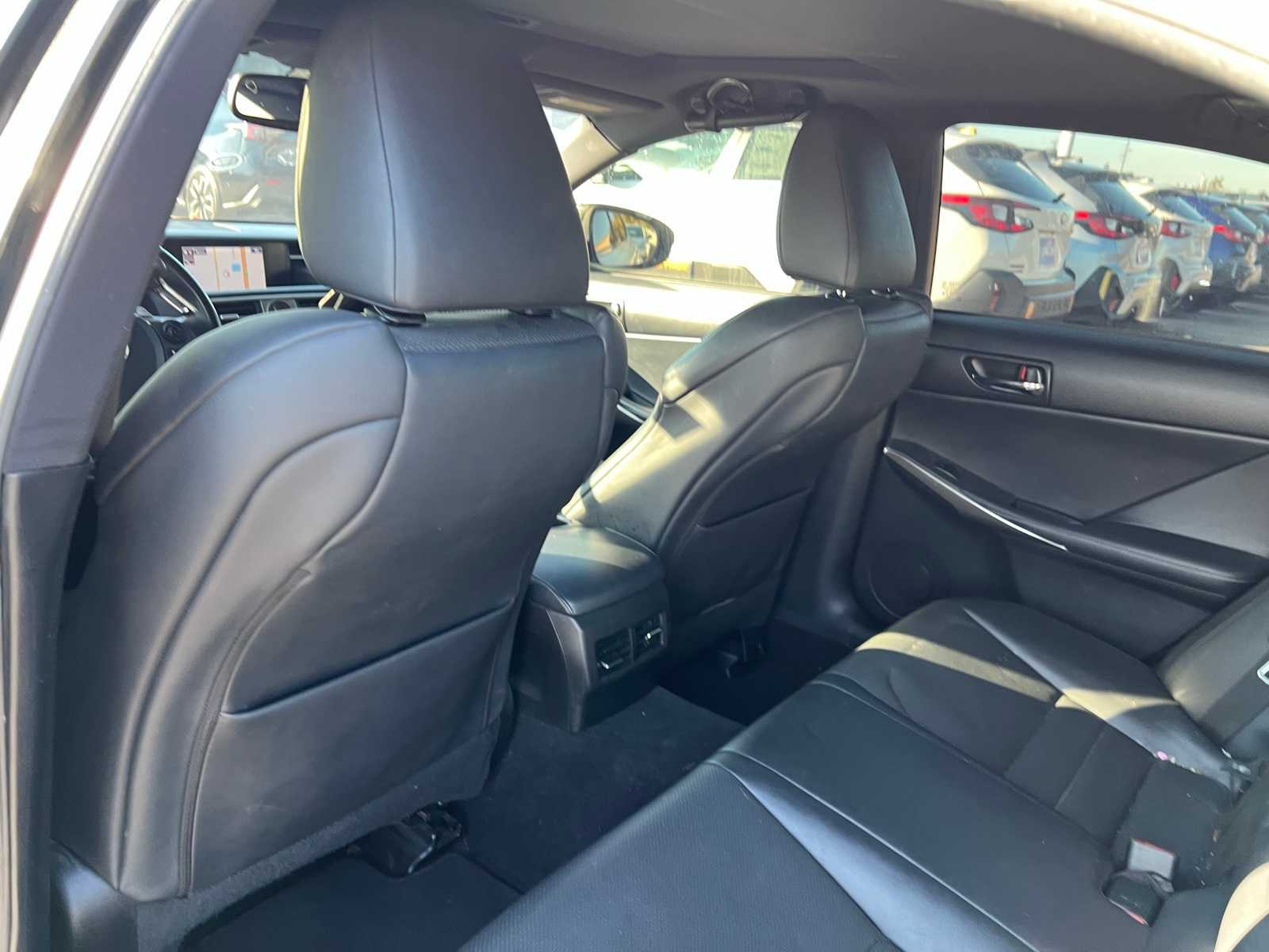 Thumbnail: 2014 Lexus IS - 16