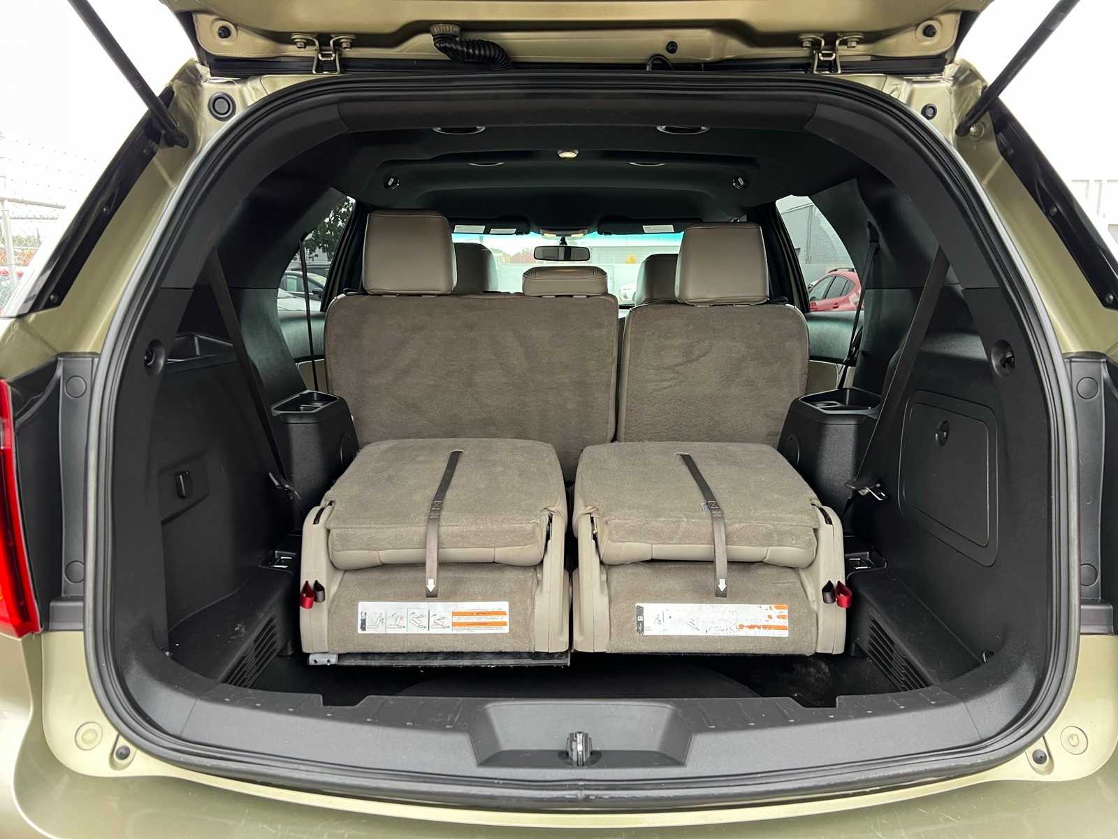 Thumbnail: 2012 Ford Explorer - 7