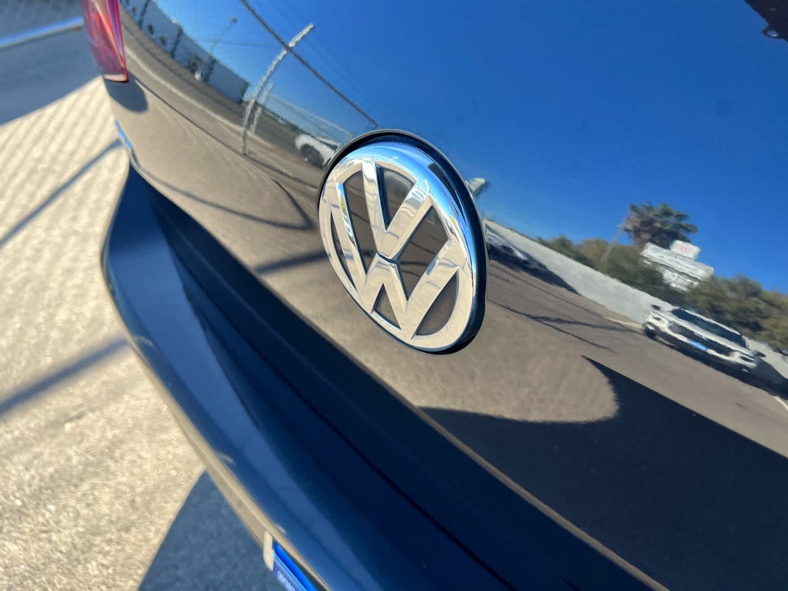 Thumbnail: 2016 Volkswagen Golf - 5