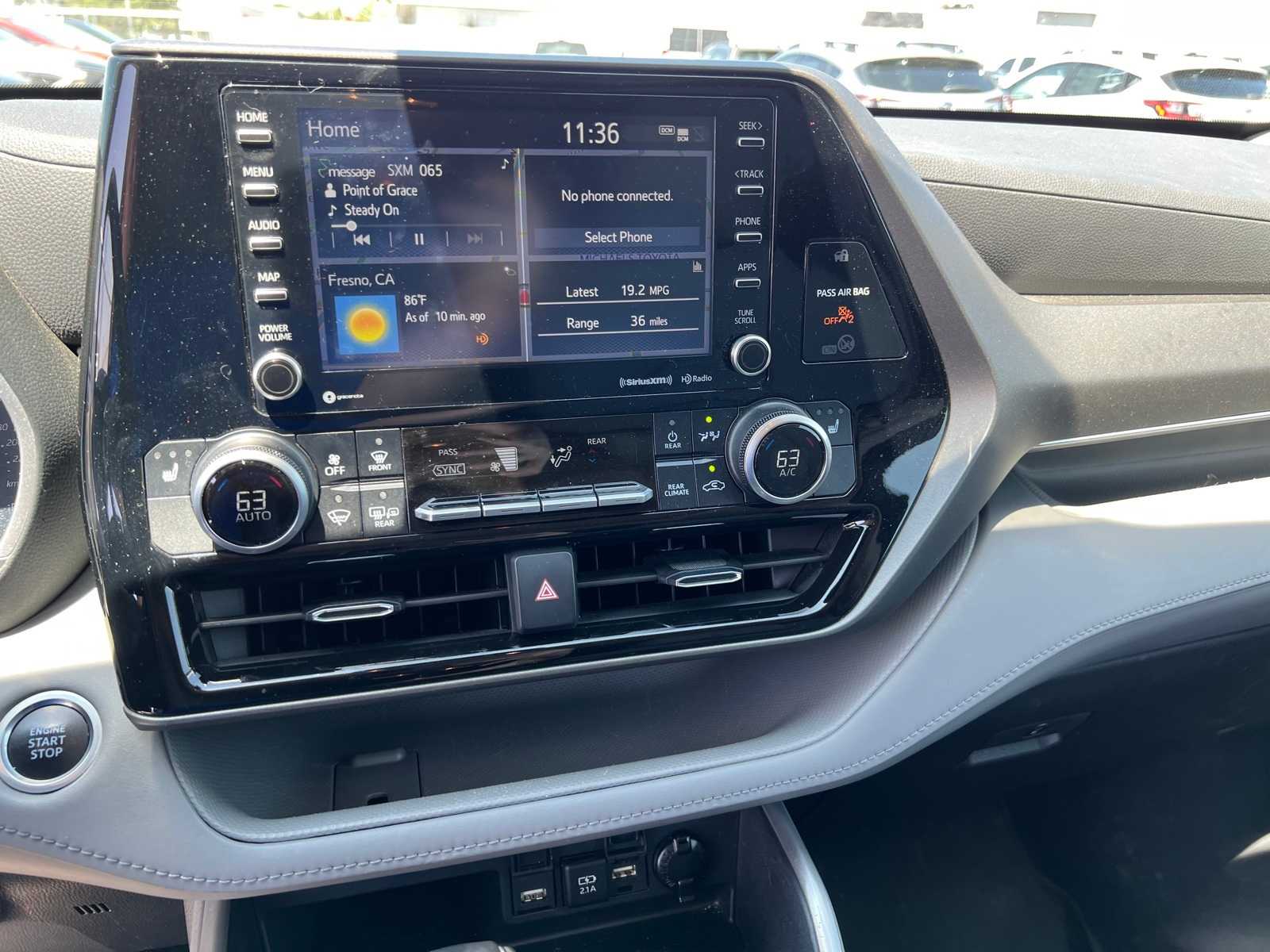 Thumbnail: 2021 Toyota Highlander - 31