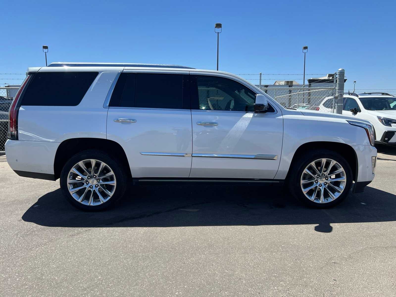 Thumbnail: 2018 Cadillac Escalade - 9