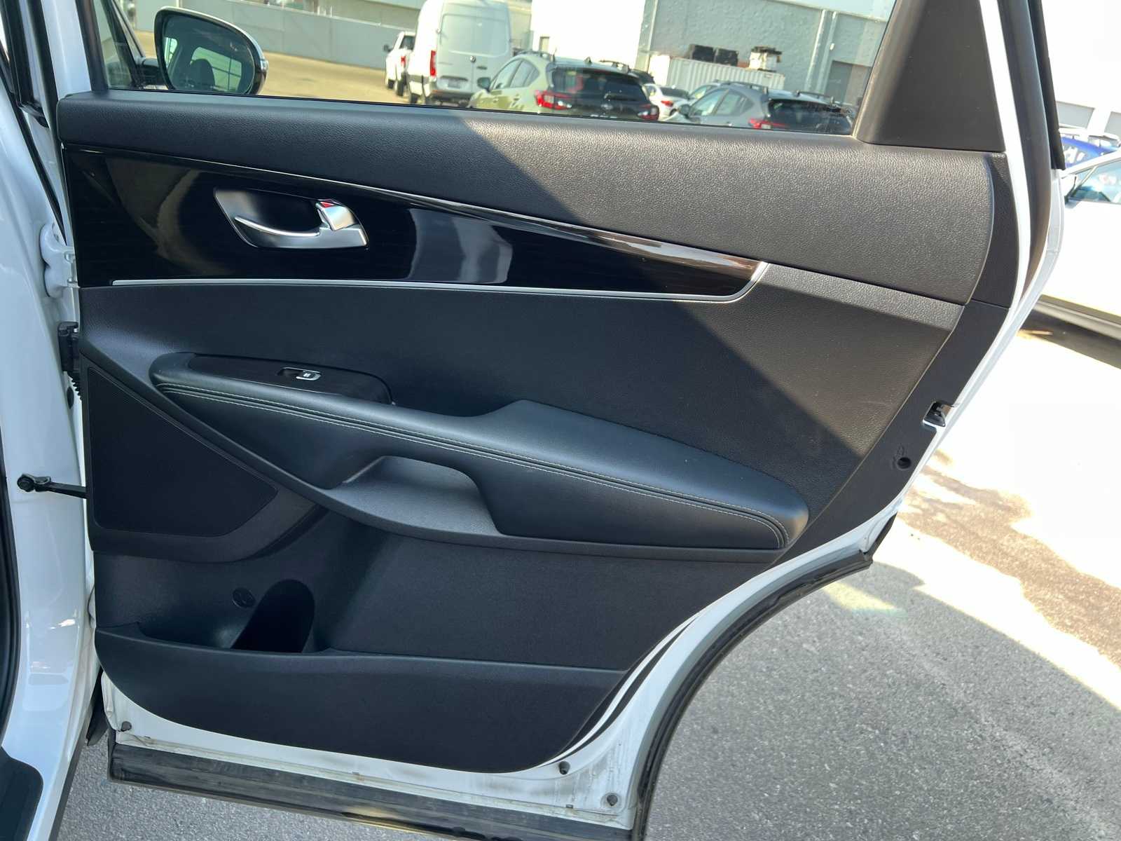 Thumbnail: 2019 Kia Sorento - 24