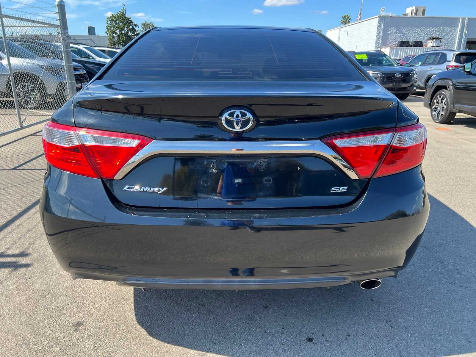 Thumbnail: 2017 Toyota Camry - 4