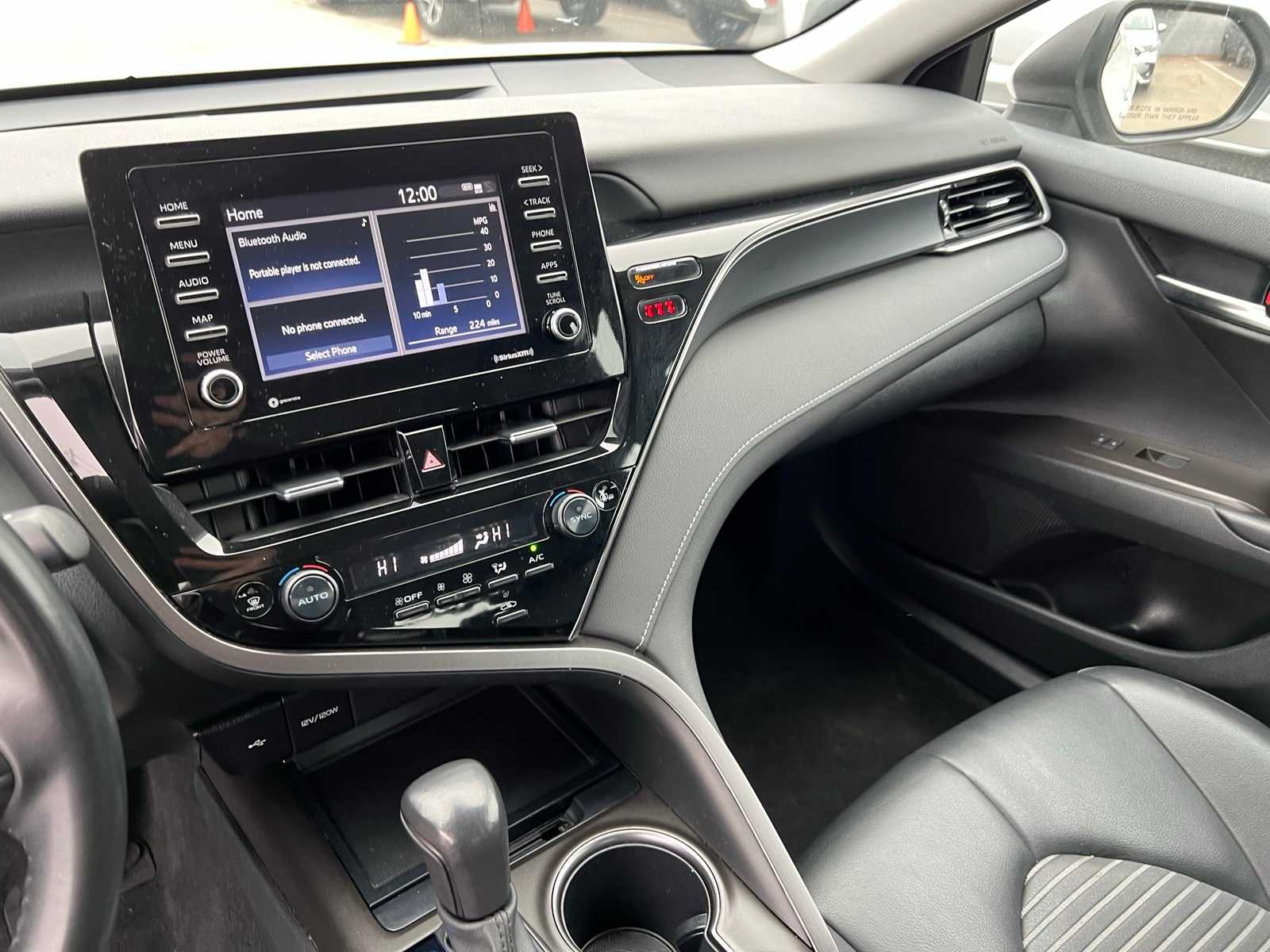 Thumbnail: 2023 Toyota Camry - 31