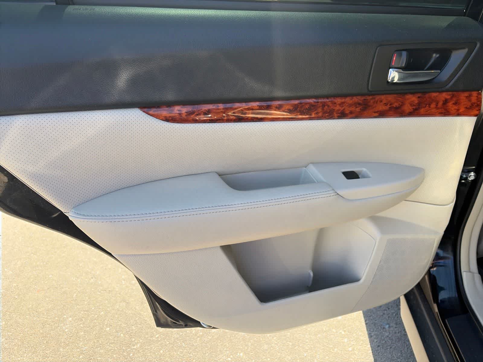 Thumbnail: 2012 Subaru Outback - 18