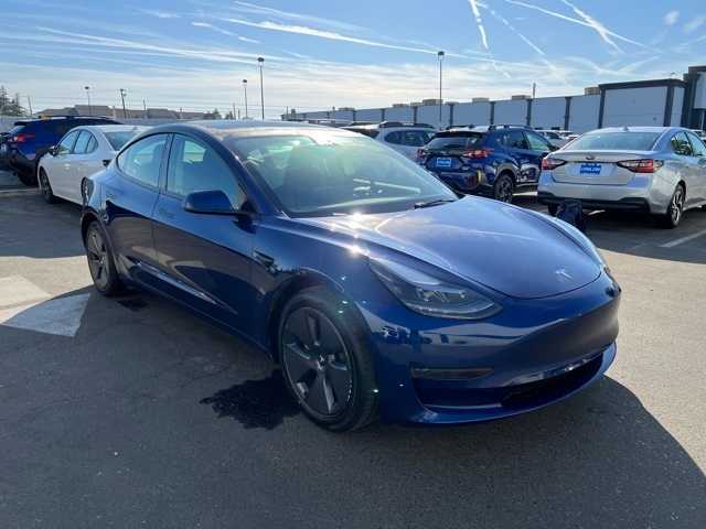Thumbnail: 2022 Tesla Model 3 - 9