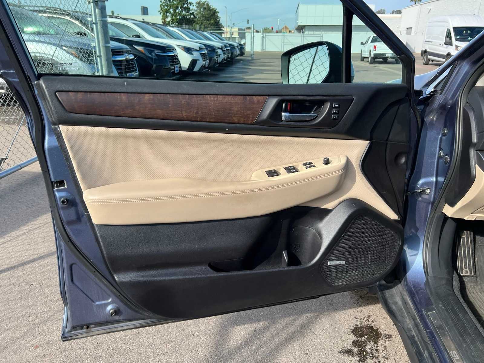 Thumbnail: 2017 Subaru Outback - 16