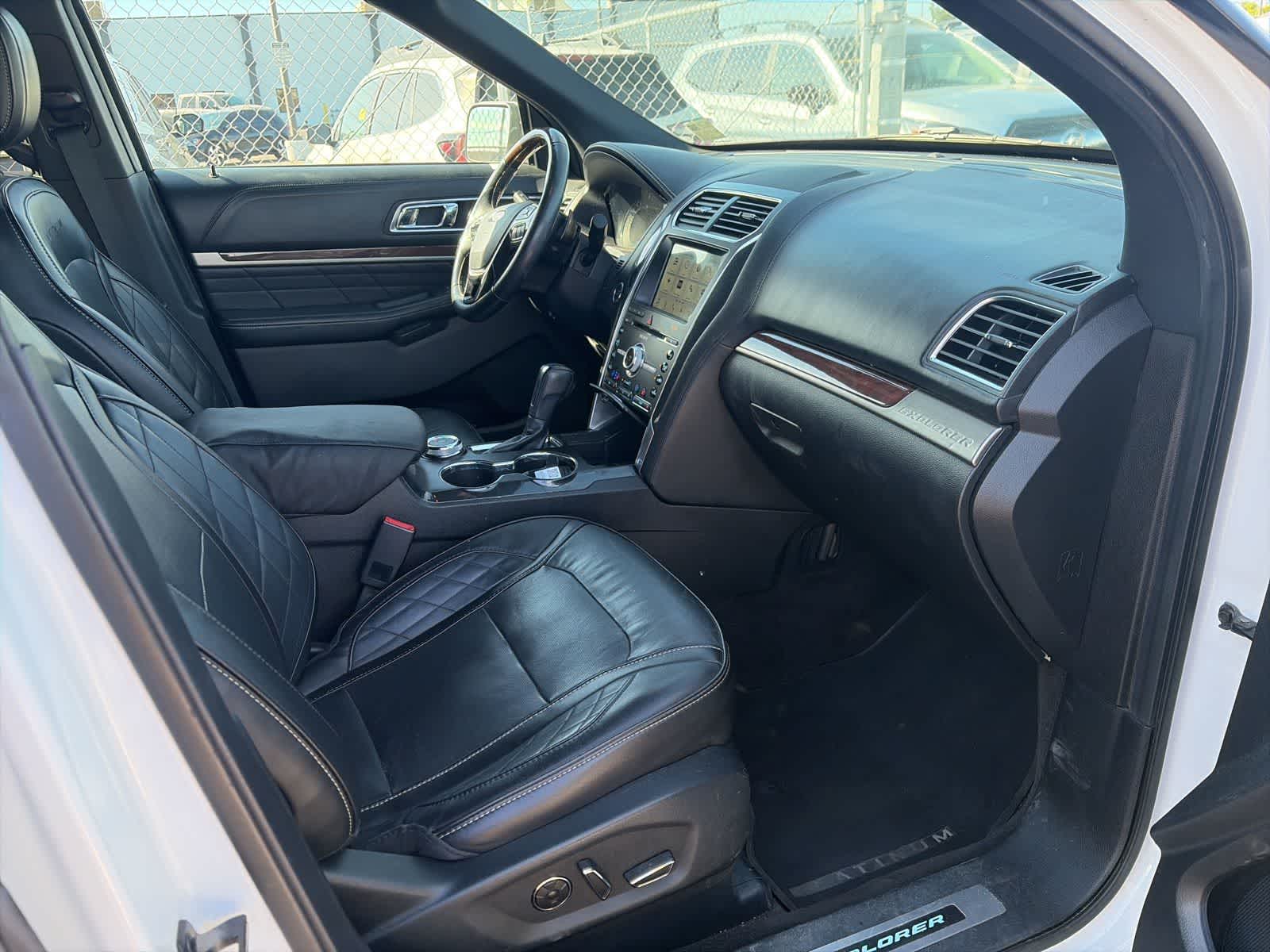 Thumbnail: 2018 Ford Explorer - 7