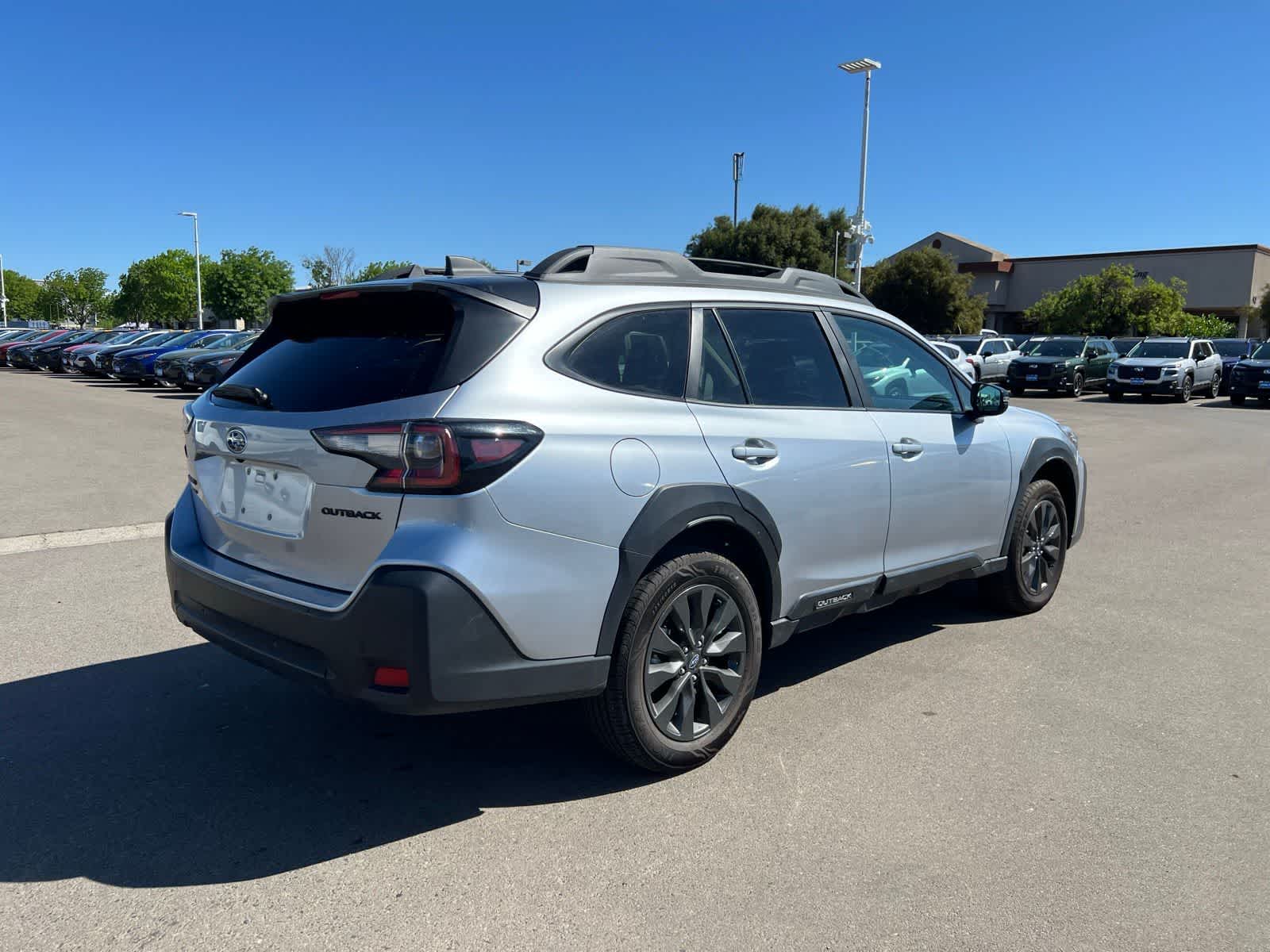 Thumbnail: 2025 Subaru Outback - 9