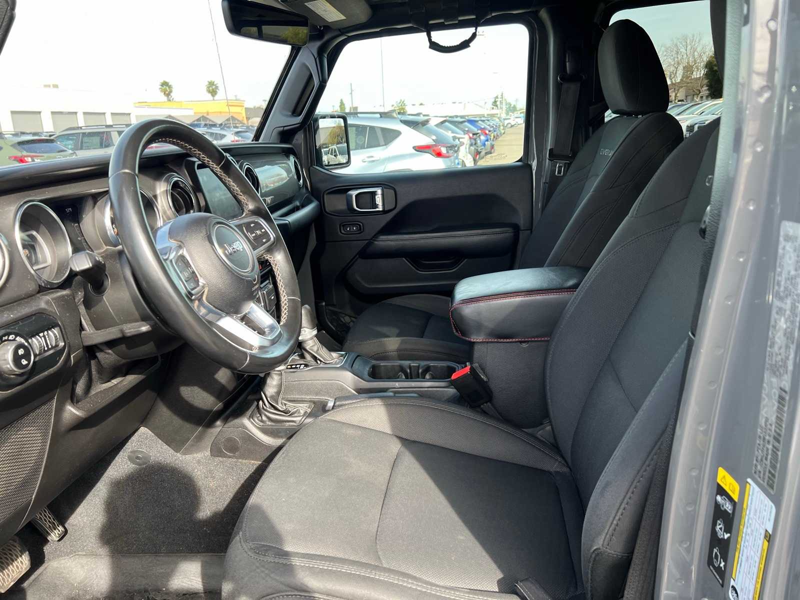 Thumbnail: 2021 Jeep Gladiator - 13