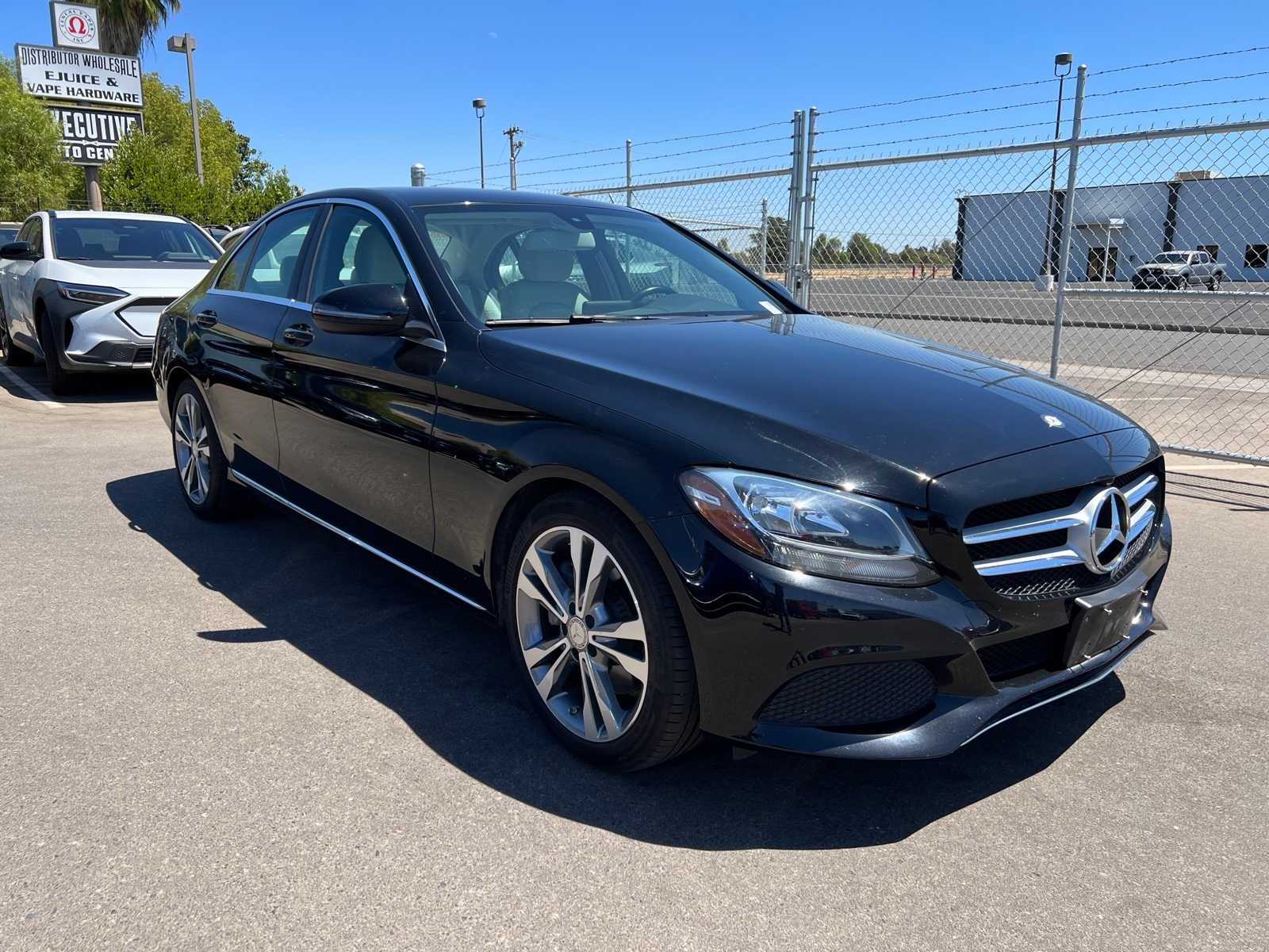 Thumbnail: 2016 Mercedes-Benz C-Class - 9
