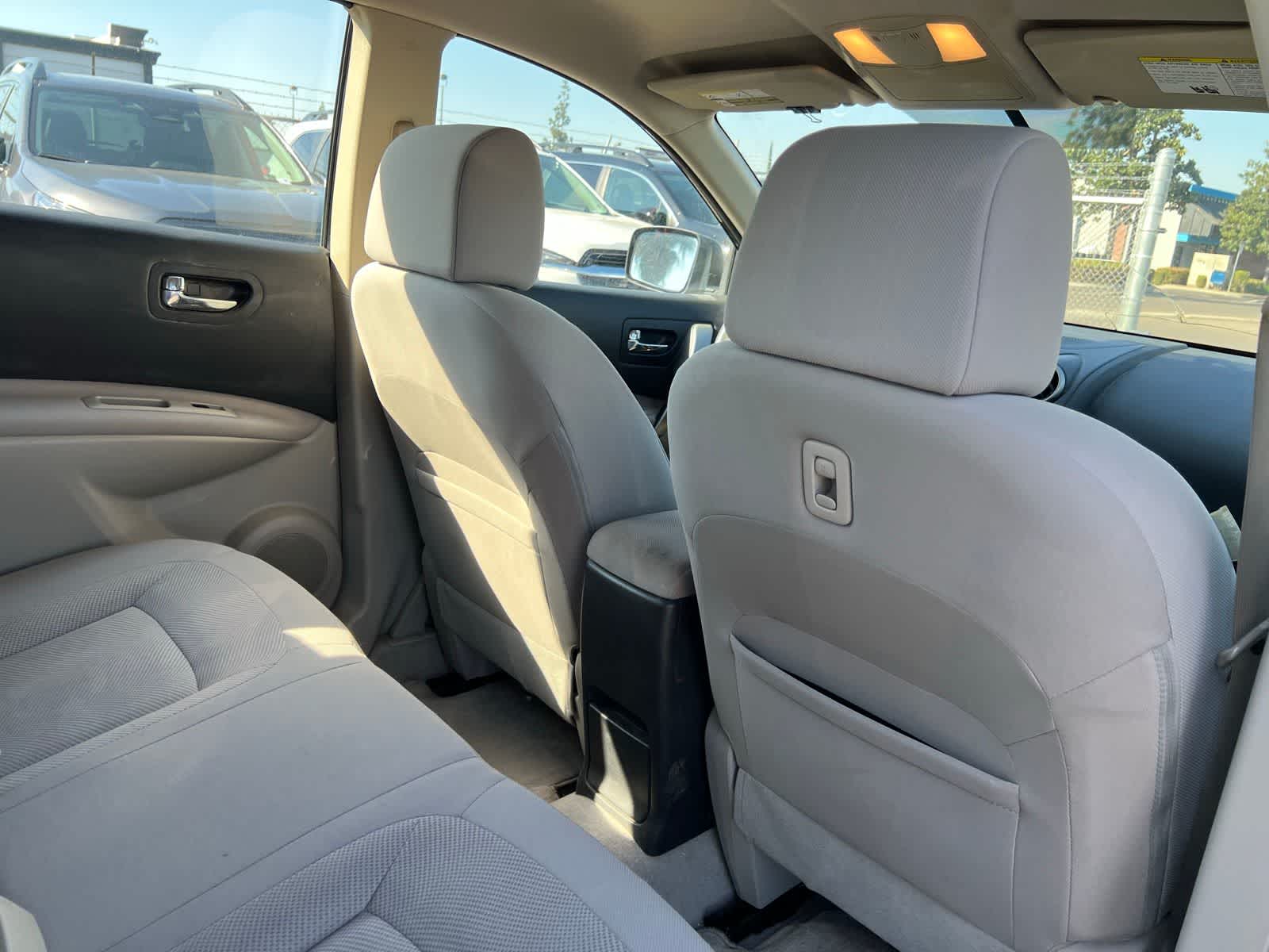 Thumbnail: 2014 Nissan Rogue - 21