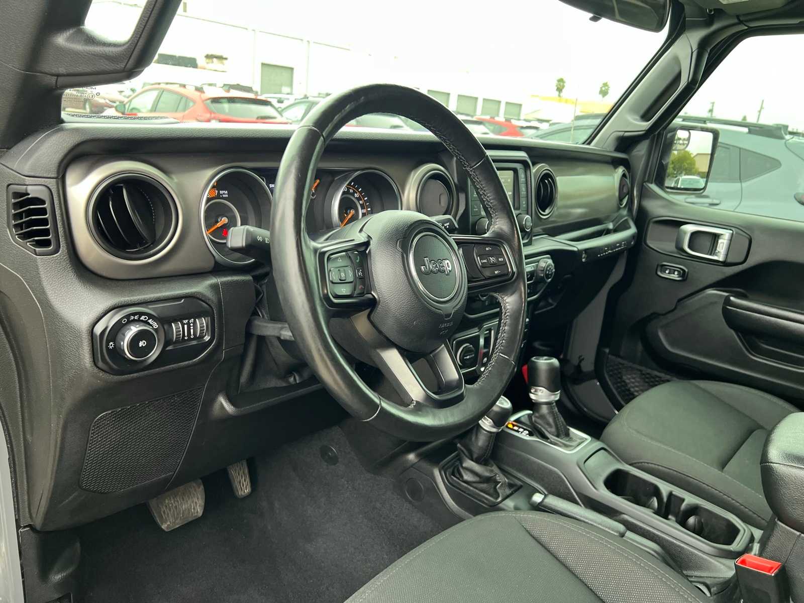 Thumbnail: 2020 Jeep Wrangler - 13