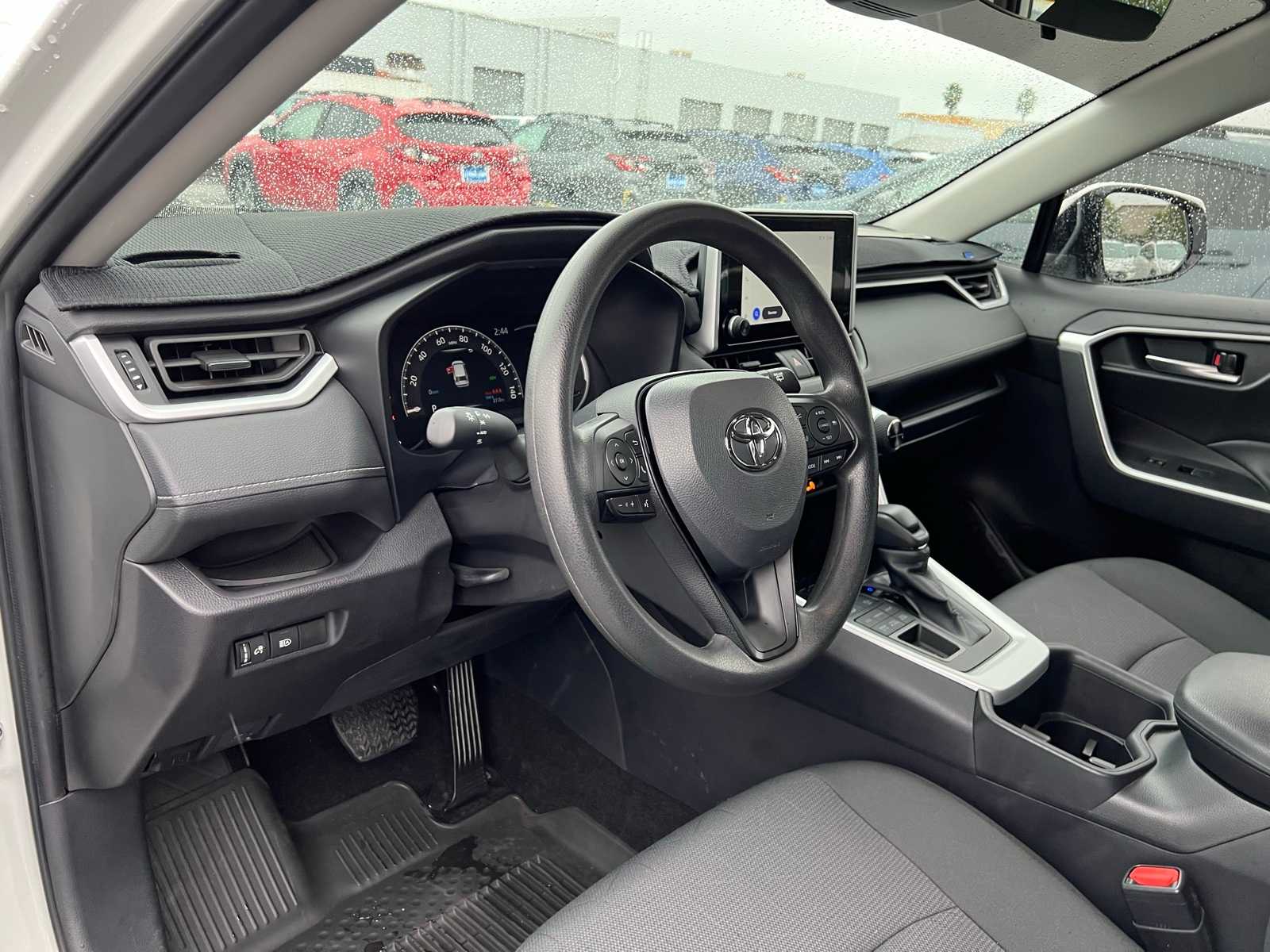 Thumbnail: 2025 Toyota RAV4 - 14