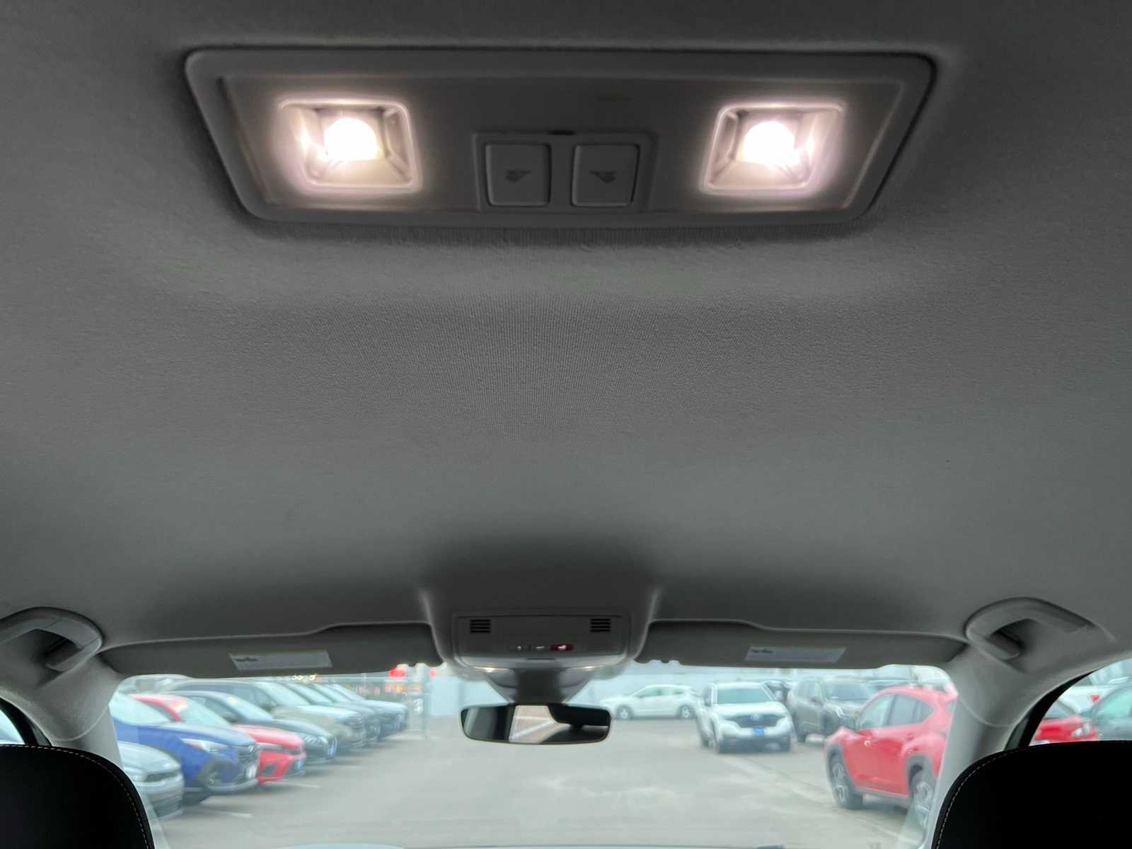 Thumbnail: 2024 Volkswagen Tiguan - 30