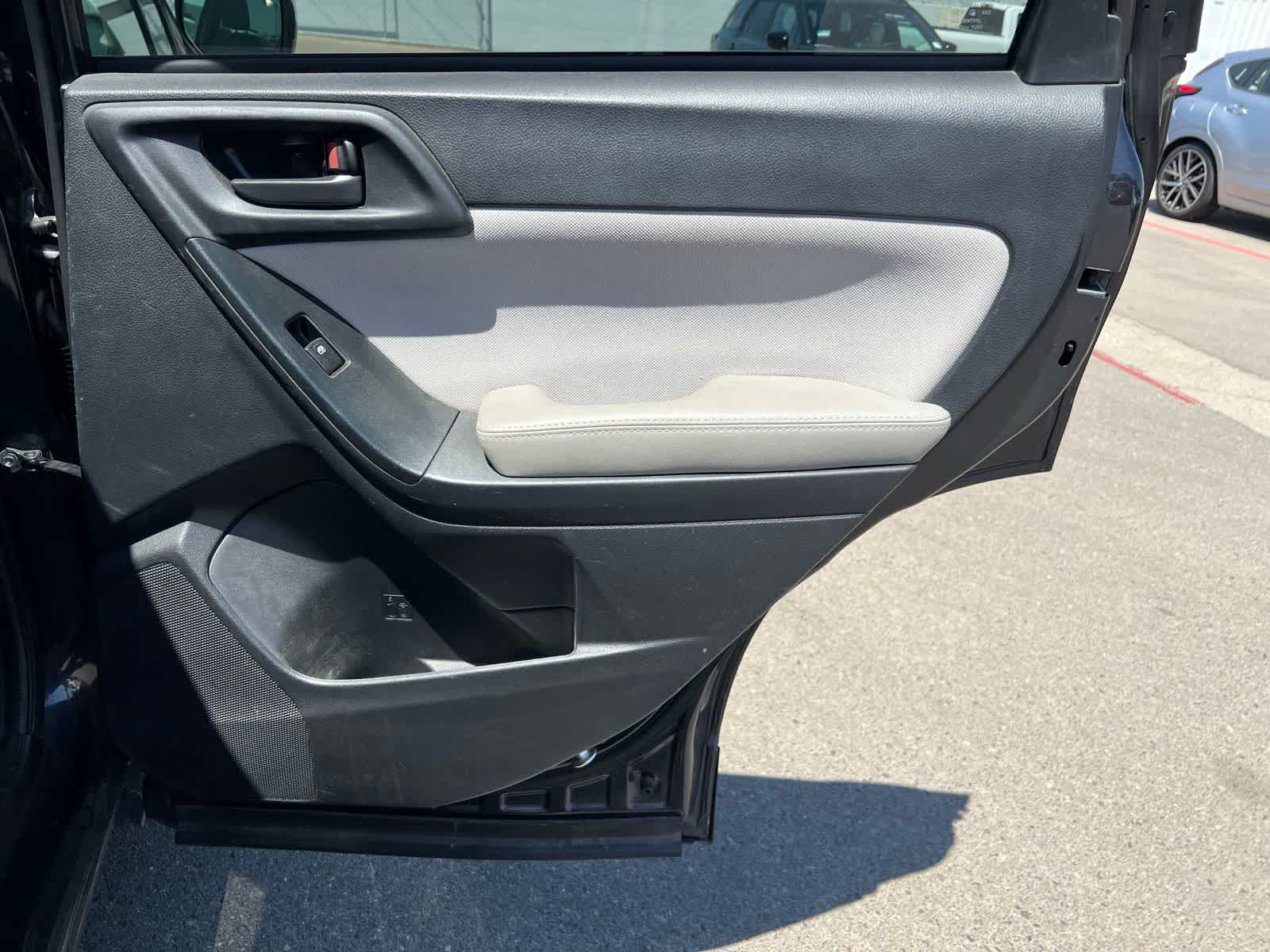 Thumbnail: 2016 Subaru Forester - 24