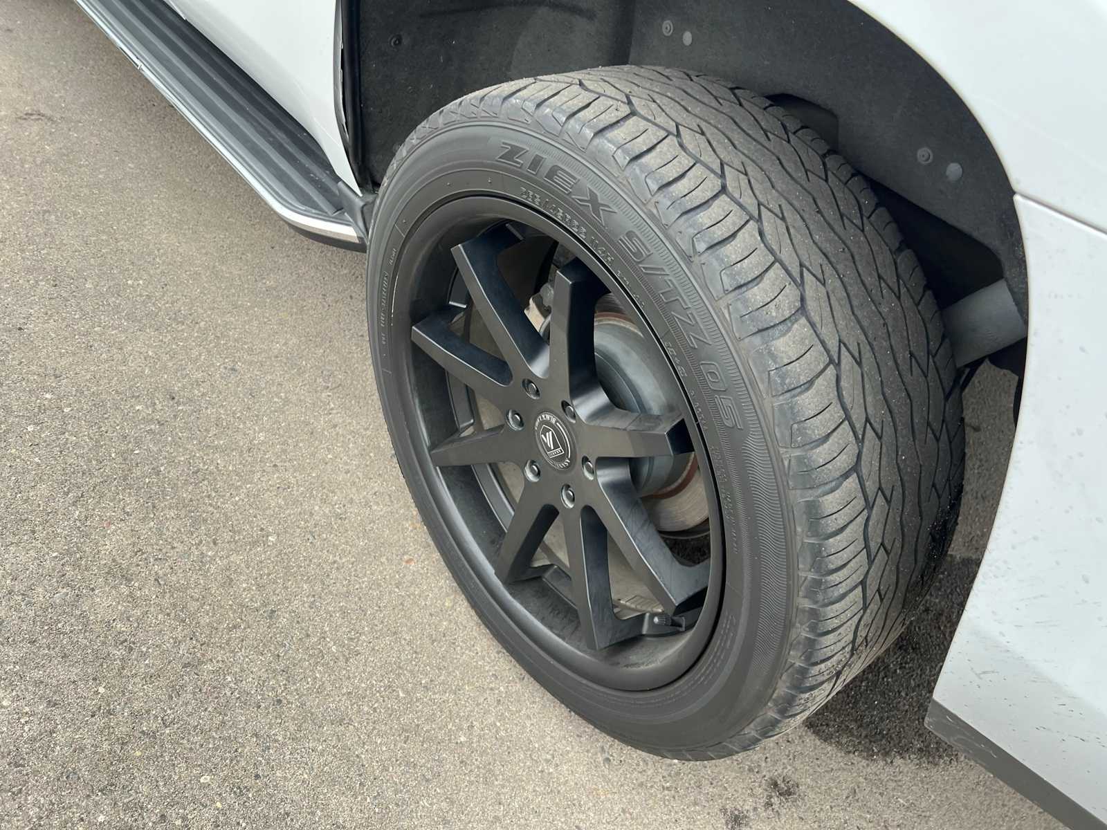 Thumbnail: 2019 GMC Yukon - 16