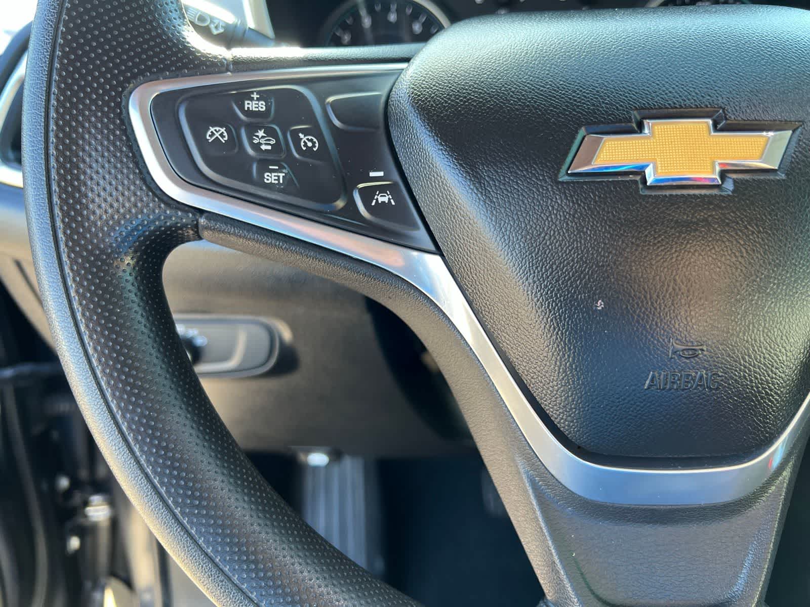 Thumbnail: 2022 Chevrolet Equinox - 35